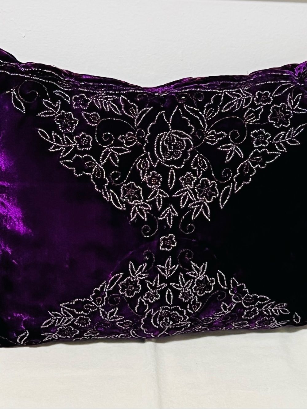 Embroidered beaded Velvet Decorative Pillow - Purple - Picture 11 of 11